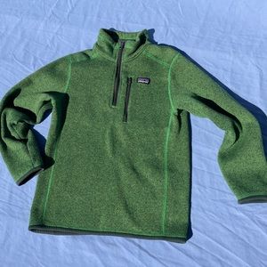 Patagonia pull over. 1/4 zip with pocket